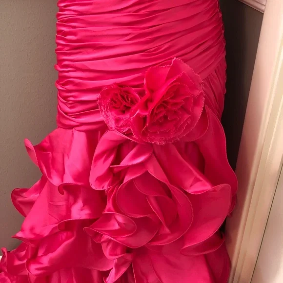 NEW ALYCE DESIGNS SZ 6 HOT PINK SATIN BEAD HIGH LOW FORMAL EVENING GOWN